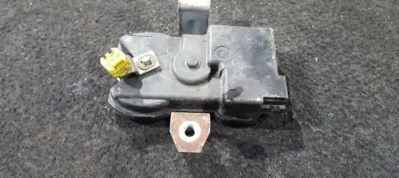 Mitsubishi Lancer Central locking motor MB819445