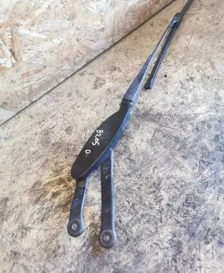 Mercedes-Benz E W213 Front wiper blade arm A2058240119 W000051791