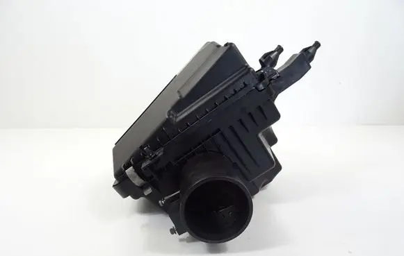 Nissan X-Trail T32 Air filter box 