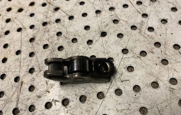 Opel Combo D Valve rocker arm 
