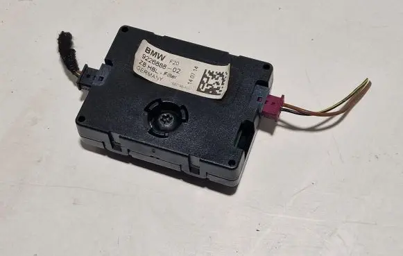 BMW 1 F20 F21 Aerial antenna filter 922688802