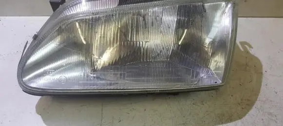 Renault Megane I Headlight/headlamp