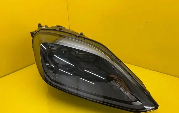 Porsche Cayenne (9Y0 9Y3) Headlight/headlamp 9Y0941060Q