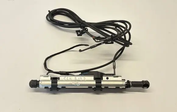 Mercedes-Benz SLK R172 Convertible roof main ram cylinder A1728000472 A1728204010