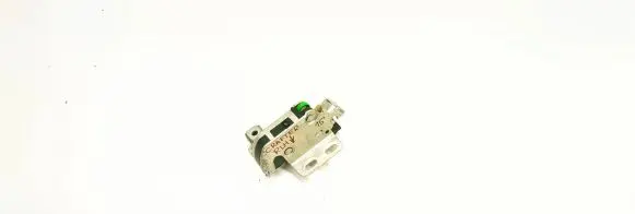 Loading door lock