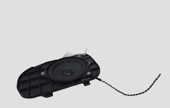 BMW 5 F10 F11 Parcel shelf speaker 923918401 16014910 497108