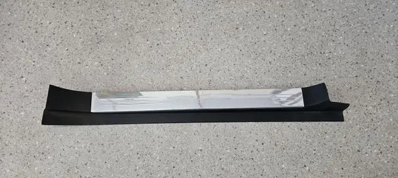 Mercedes-Benz SL R230 Front sill trim cover A2306801835 2306801835