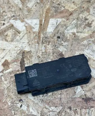 Skoda Octavia Mk4 Other control units/modules 5WA962133B 092231232480