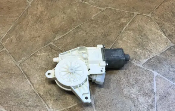 Mercedes-Benz S C217 Rear door window regulator motor A2229060601