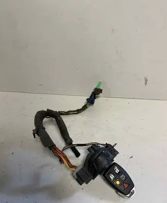 Volvo V50 Ignition lock 30797783