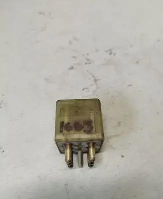 Mercedes-Benz C W202 Other relay 0015427819 898135