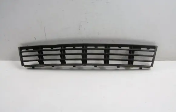Audi A4 S4 B5 8D Front bumper lower grill 8D0807683AA