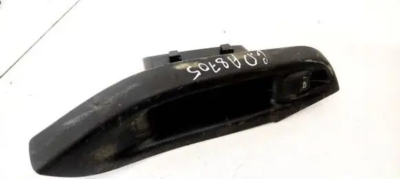 Ford Focus Front door window switch trim 1085503X 10260173