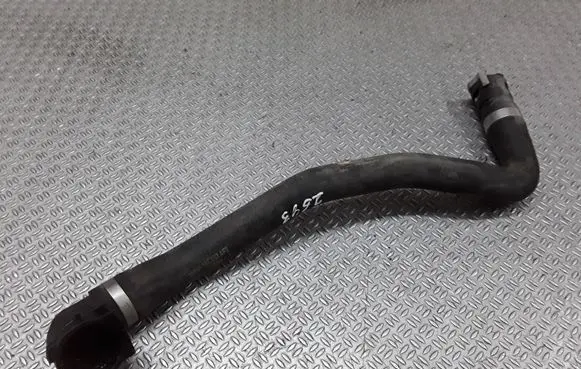 Ford C-MAX I Engine coolant pipe/hose 3M5H18C553