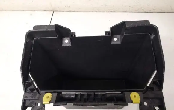Volvo V50 Glove box 09491937