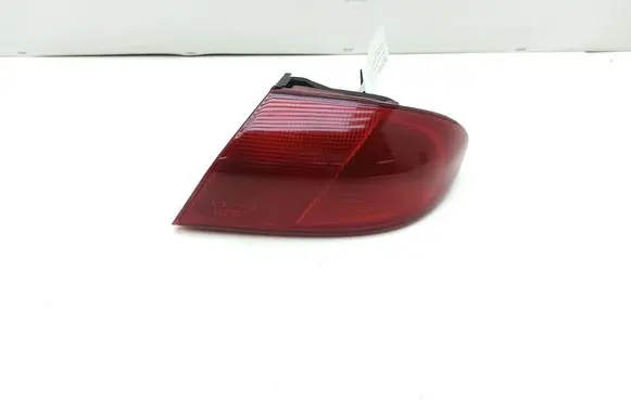 Alfa Romeo 166 Rear/tail lights 53940