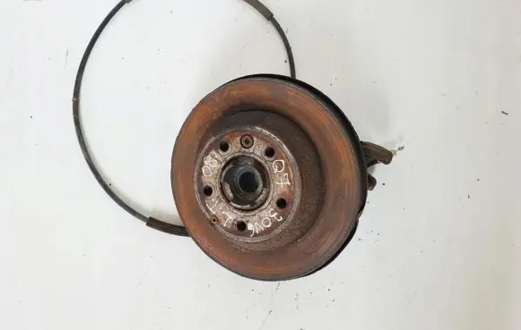 Audi Q7 4L Rear wheel hub spindle/knuckle 
