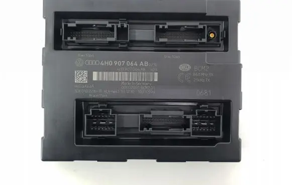 Audi A8 S8 D4 4H Comfort/convenience module