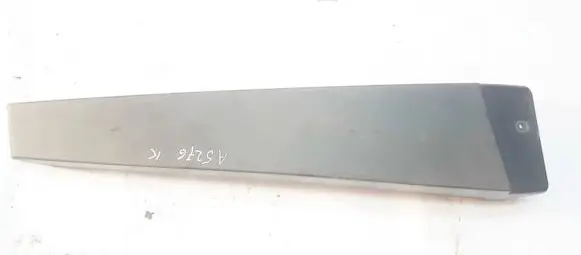 Renault Espace III Front door glass trim molding 8200139600