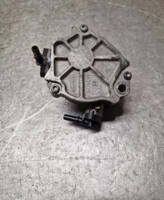 Citroen C4 II Vacuum pump 9684786780