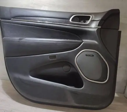 Jeep Grand Cherokee Front door card panel trim 62662E 5S0693X9AD 17067205420913