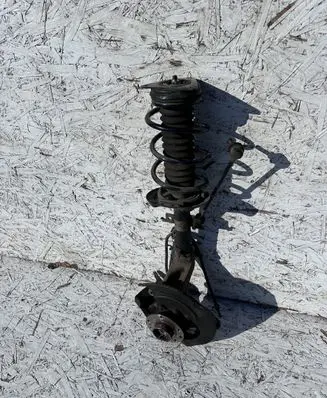 Nissan Qashqai Front wheel hub spindle knuckle
