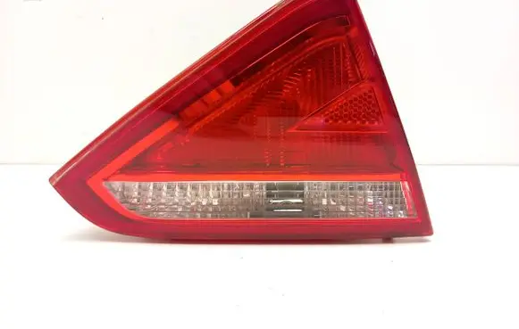 Audi A5 8T 8F Tailgate rear/tail lights 8T0945093 AU484L
