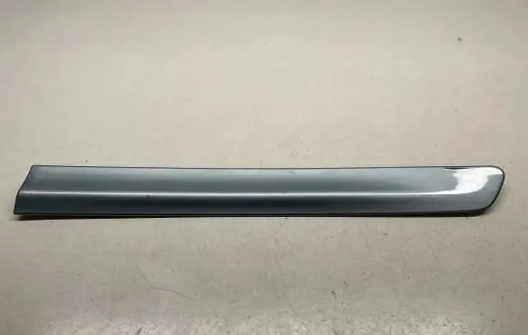 Volvo C70 Rear fender molding trim 09466450 9466450