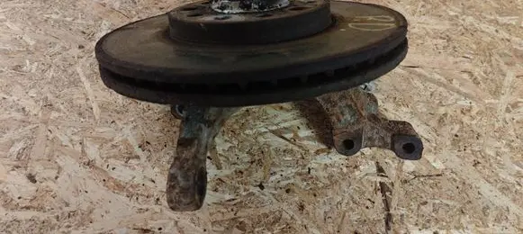 Opel Zafira A Front wheel hub