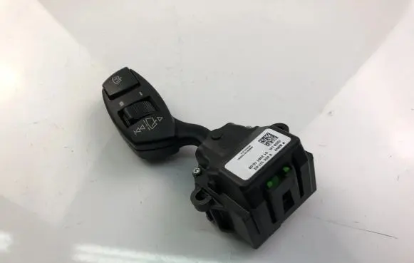 BMW 5 E60 E61 Indicator stalk 6924107