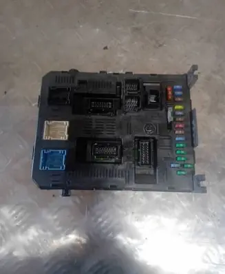 Peugeot 407 Comfort/convenience module 9661940180 050706 BSI2004H02