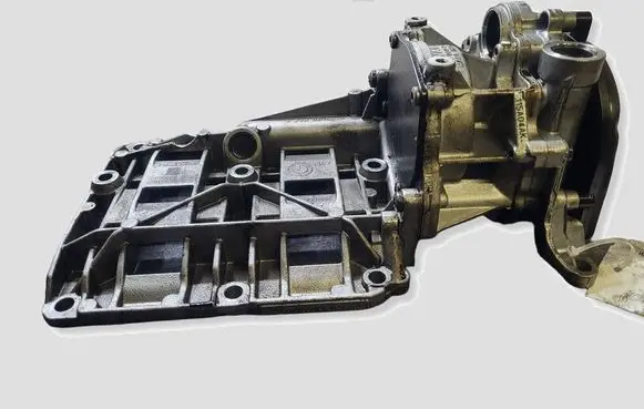 BMW 3 E90 E91 Oil pump 7798014