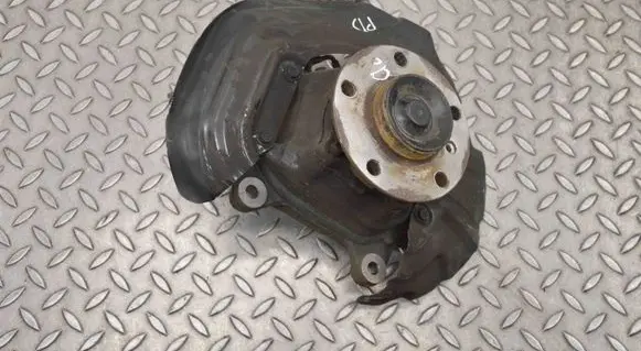 Front wheel hub