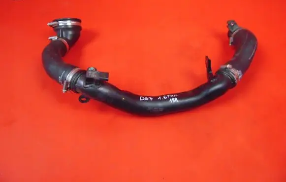 Citroen DS7 Crossback Intercooler hose/pipe 9820115680
