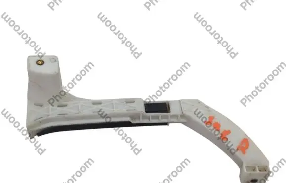 Peugeot 207 Rear door windshield rail 9303P4