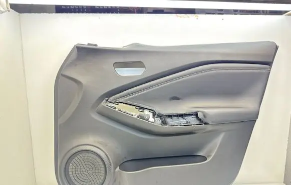 Nissan Juke II F16 Front door card panel trim 809106PA0A