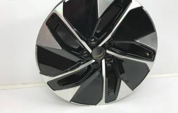 Volkswagen ID.4 R19 alloy rim 860512
