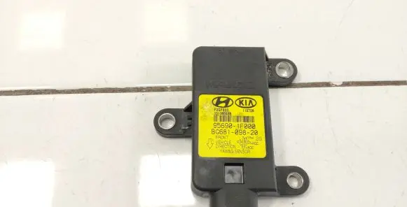 KIA Sportage ESP acceleration yaw rate sensor 956901F000