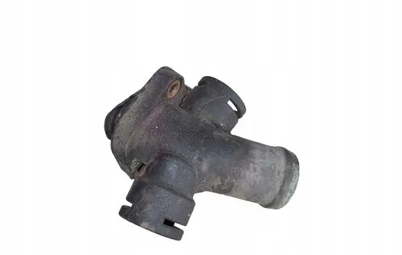 Volkswagen II LT Engine coolant pipe/hose 074121132