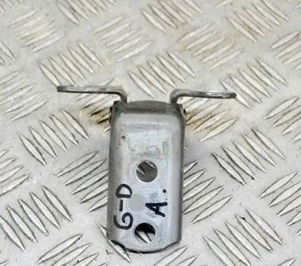 Toyota RAV 4 (XA40) Rear door upper hinge 