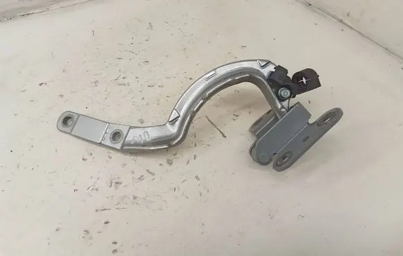 Honda Accord Tailgate/trunk/boot hinge