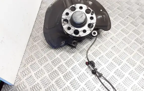 Mercedes-Benz E W212 Front wheel hub