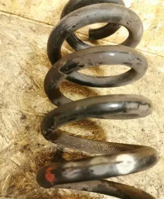 Mercedes-Benz C W205 Rear coil spring