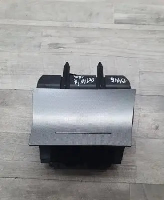 Car ashtray