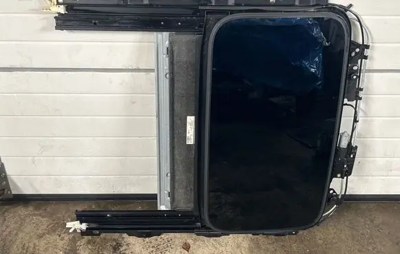 Volvo S90, V90 Sunroof set 10033180D 10026441 3983427