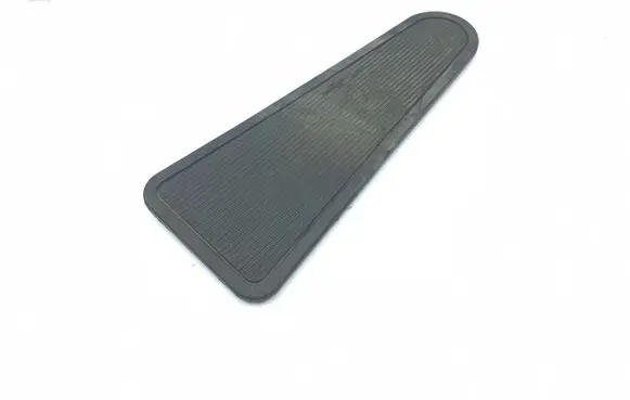 Maserati Quattroporte Foot rest pad/dead pedal 