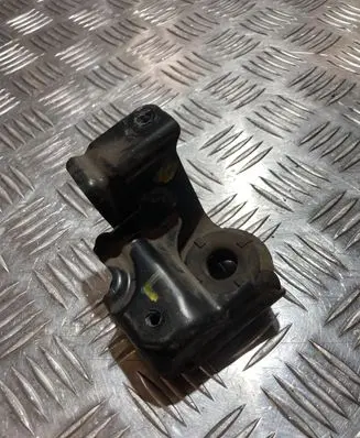 Suzuki Vitara (LY) Radiator mount bracket PK20656
