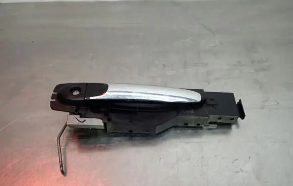 Nissan Juke I F15 Sliding door exterior handle 