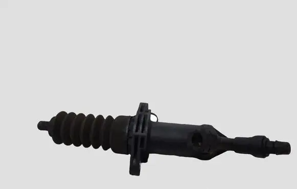 BMW 1 E81 E87 Clutch master cylinder 6775872