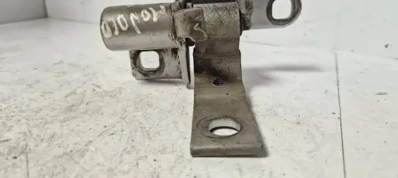 Ford Mondeo MK IV Rear door upper hinge C8q8a